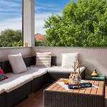 Sunshine Villa