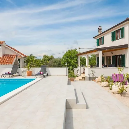 Sunshine * Rogoznica (Sibenik-Knin)