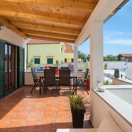 Sunshine * ロゴズニッツァ