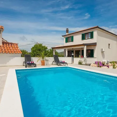 Sunshine * Rogoznica (Sibenik-Knin)